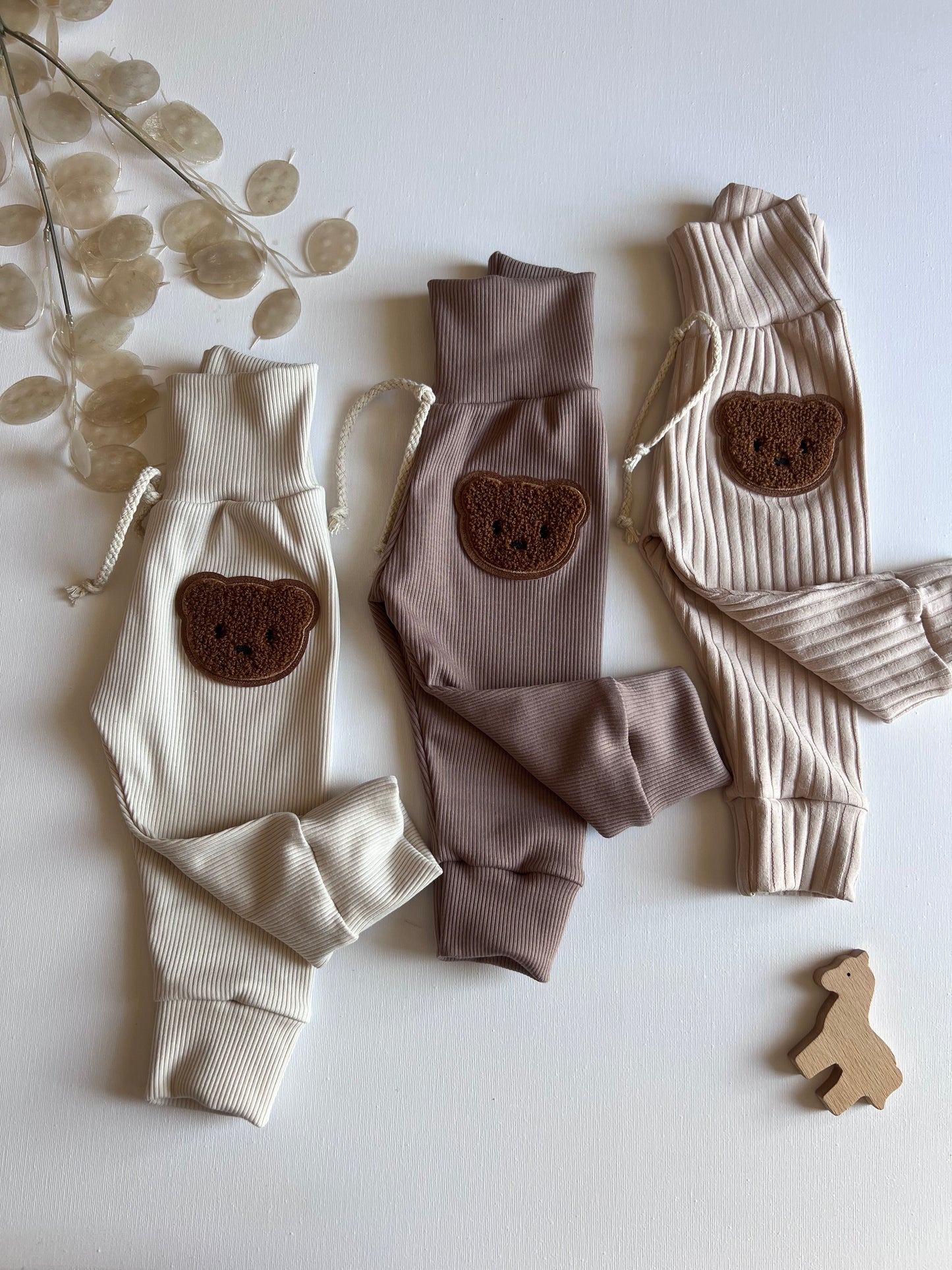 Hose Bärchen beige