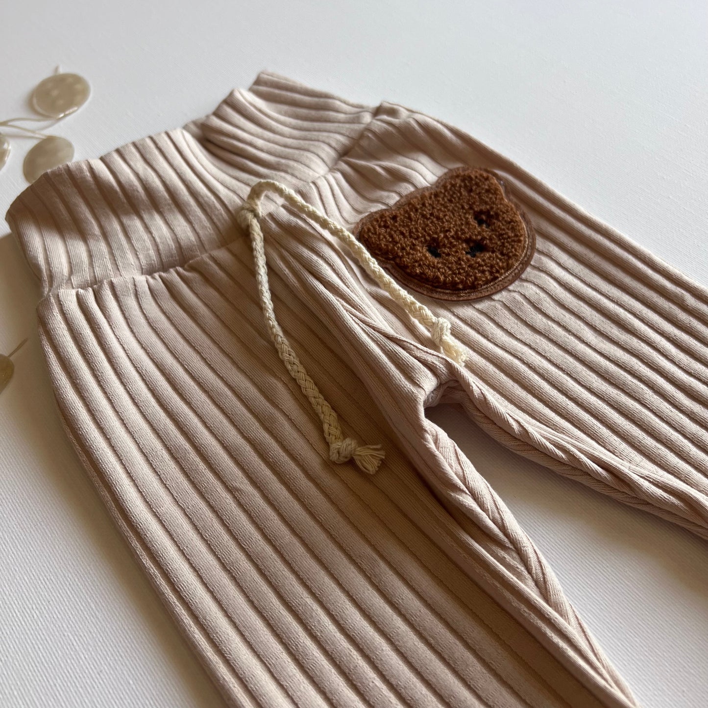 Hose Bärchen beige