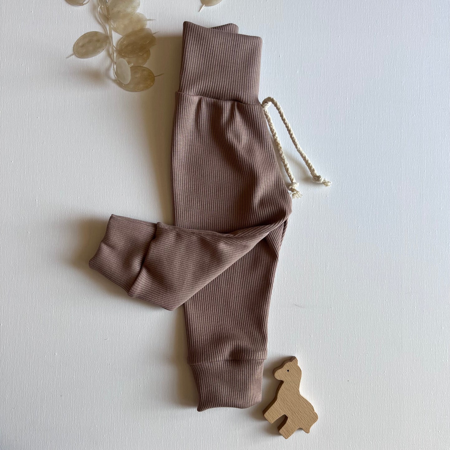 Hose taupe