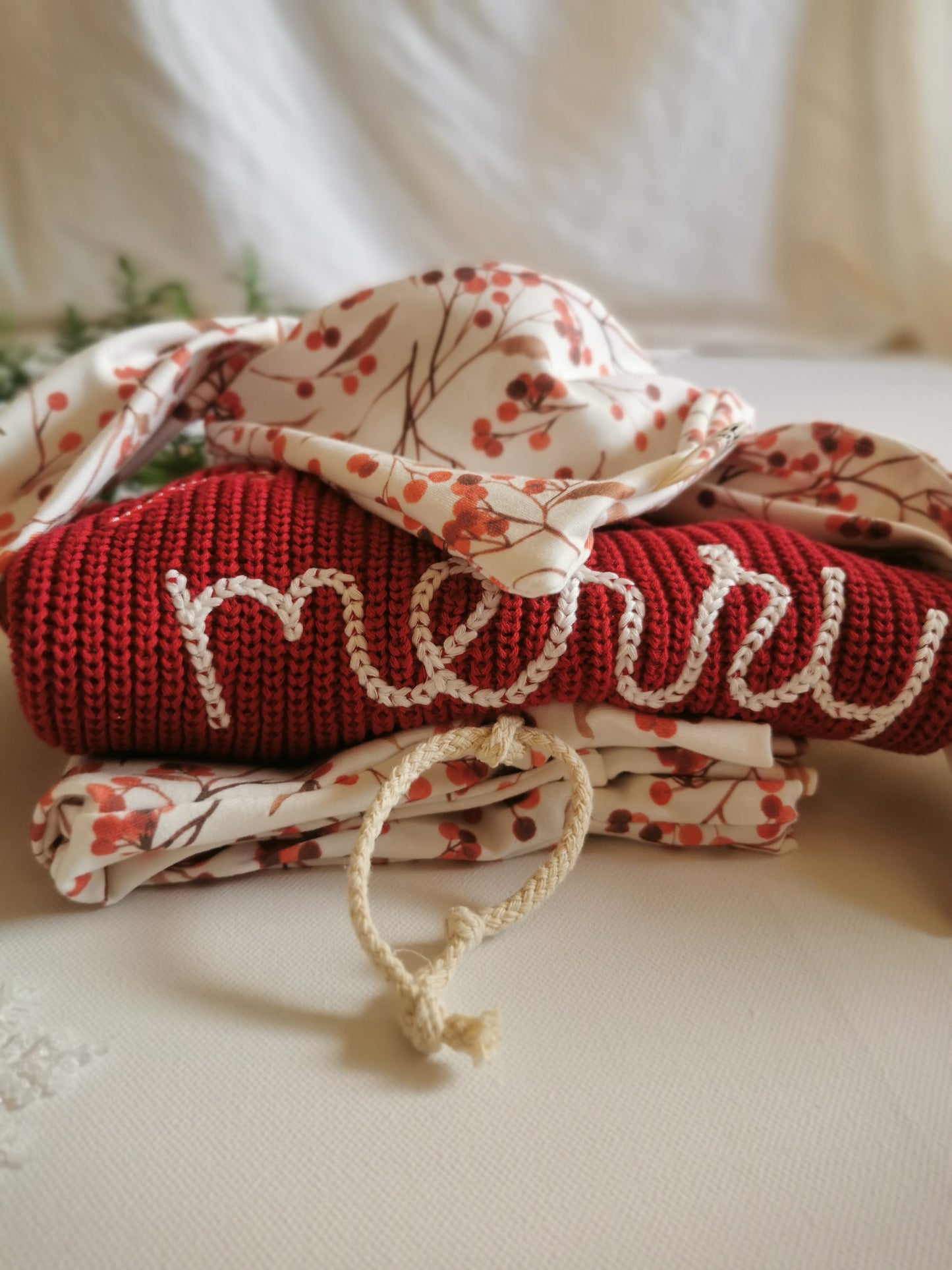 Weihnachts Kollektion - Beeren Hose und Halstuch