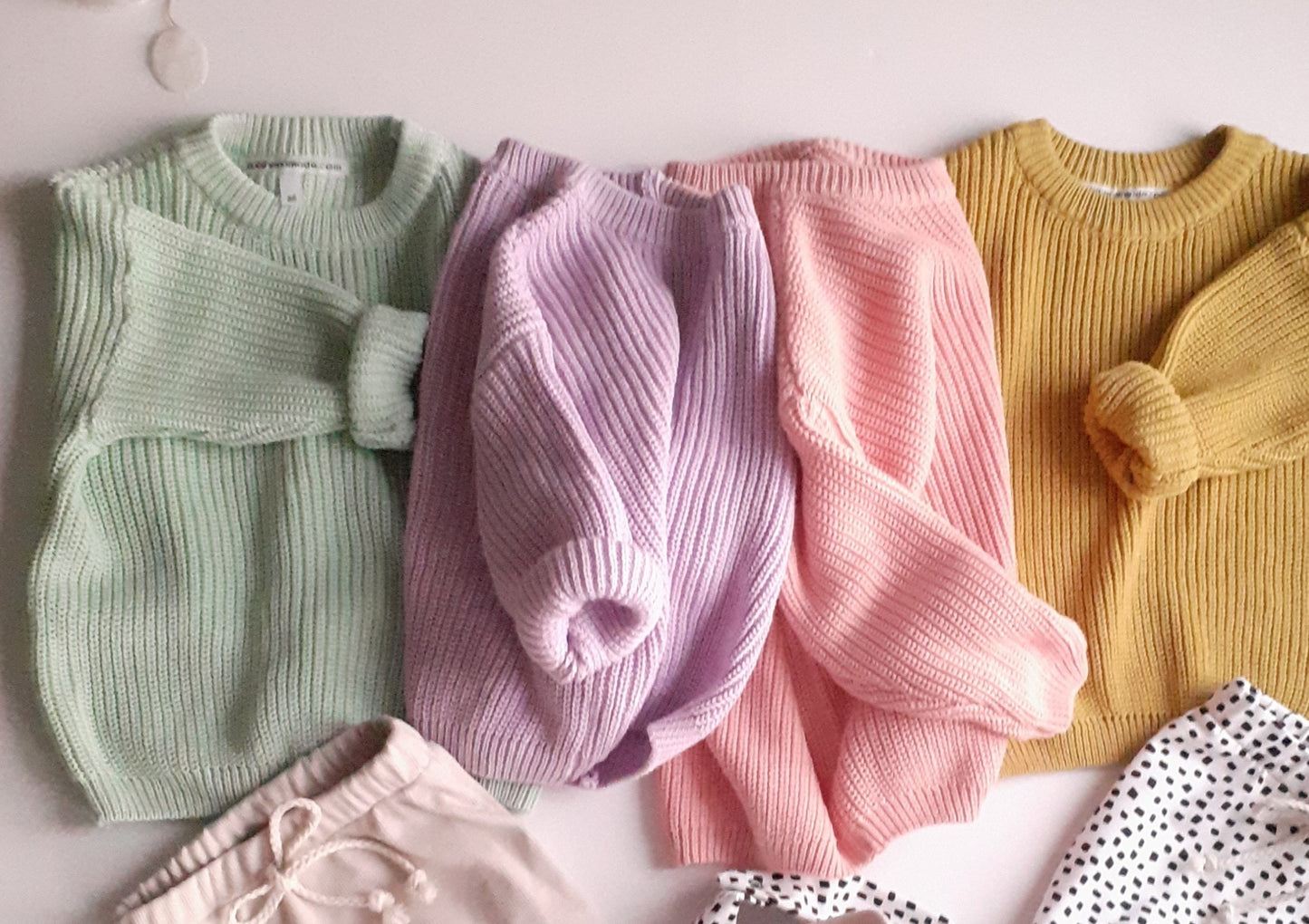 Personalisierter Baby- und Kinderpullover mit Namen, Motiv oder Wort, Namenspullover, Geschenk zur Geburt, Geburtstag, Taufe, mint