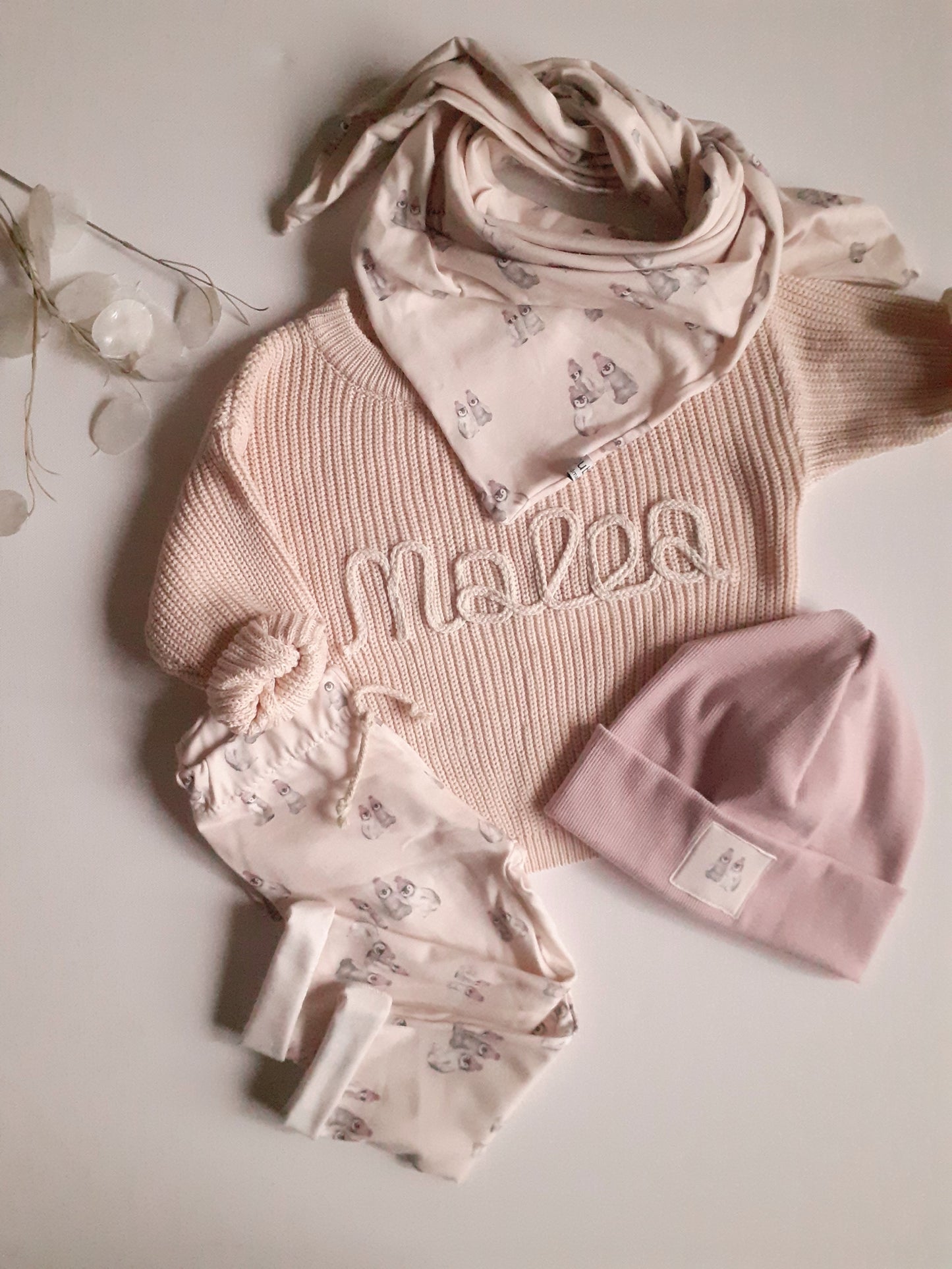 Personalisierter Baby- und Kinderpullover mit Namen, Motiv oder Wort, Namenspullover, Geschenk zur Geburt, Geburtstag, Taufe, hafer
