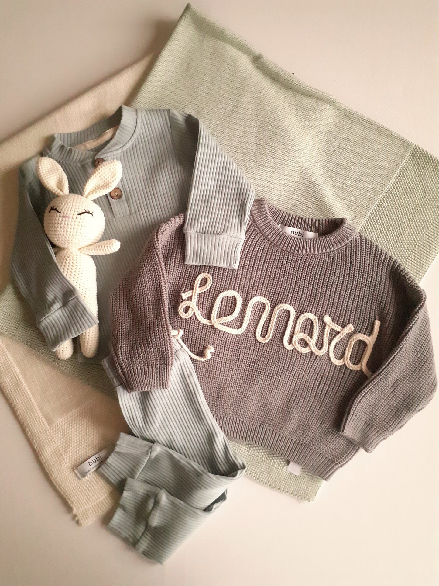 Personalisierter Pullover grau