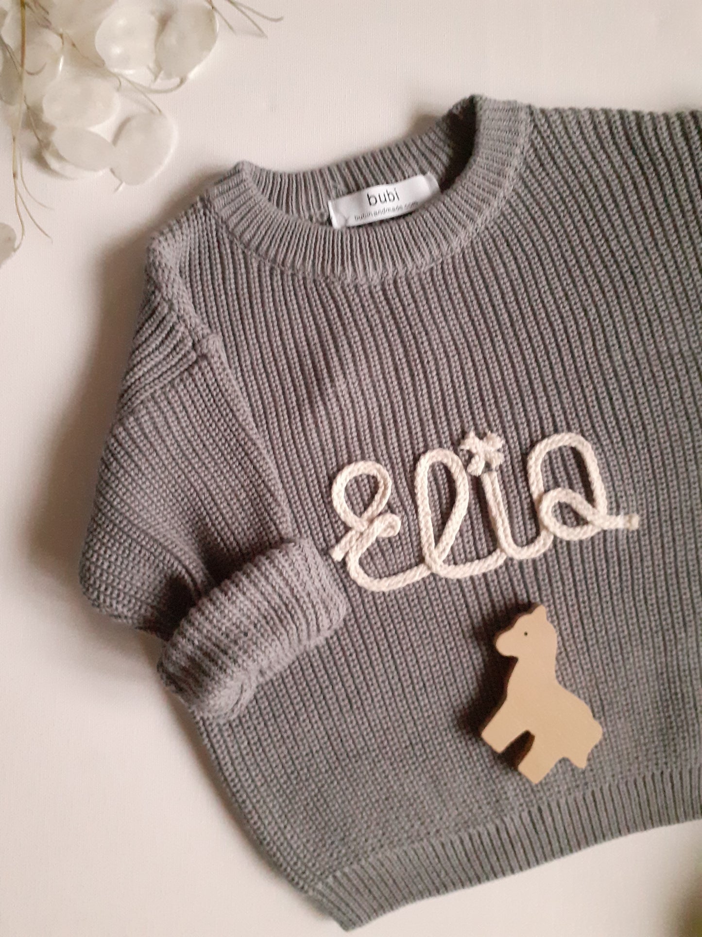 Personalisierter Pullover grau