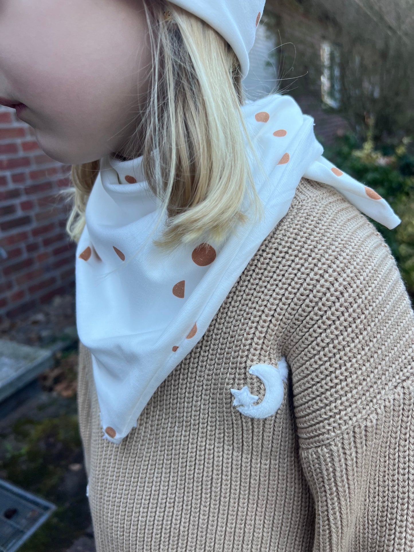 TO THE MOON AND BACK Accessoires