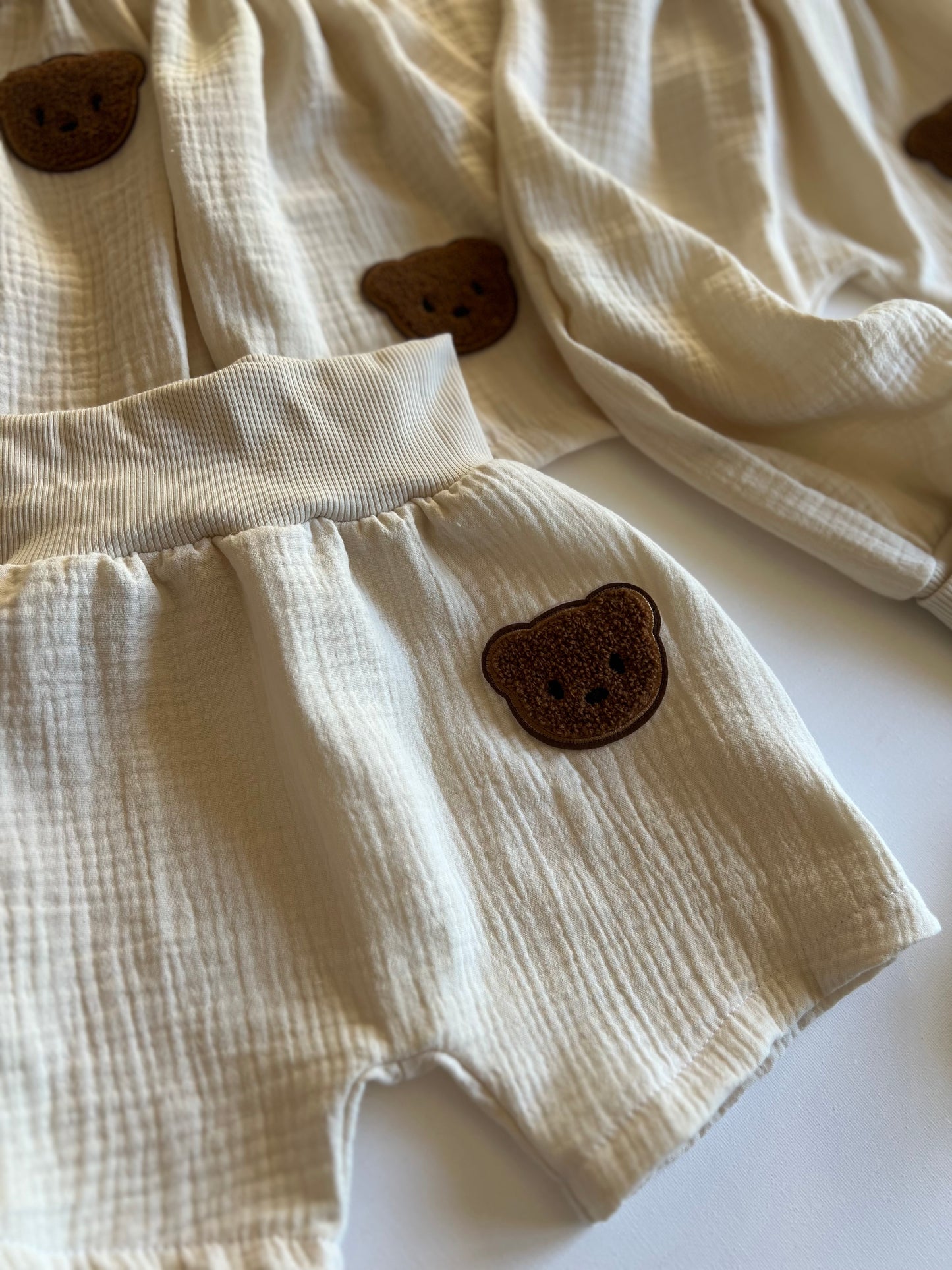Bärchen Shorts aus Musselin