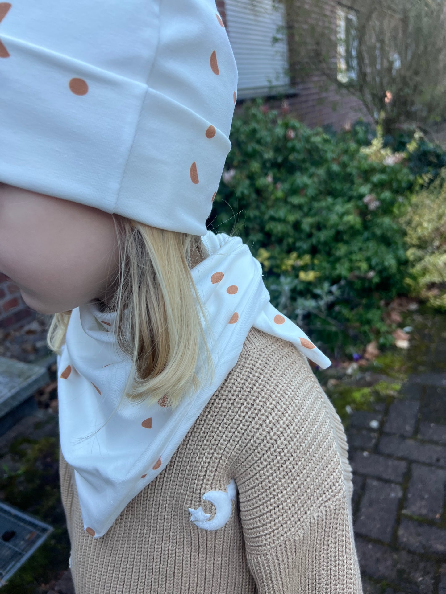 TO THE MOON AND BACK Accessoires