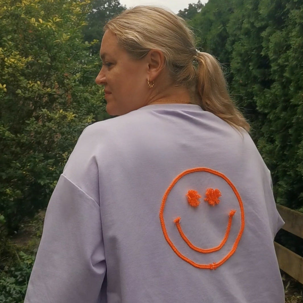 Top Sweater BE HAPPY  with SMILEY für Mamis+Papis